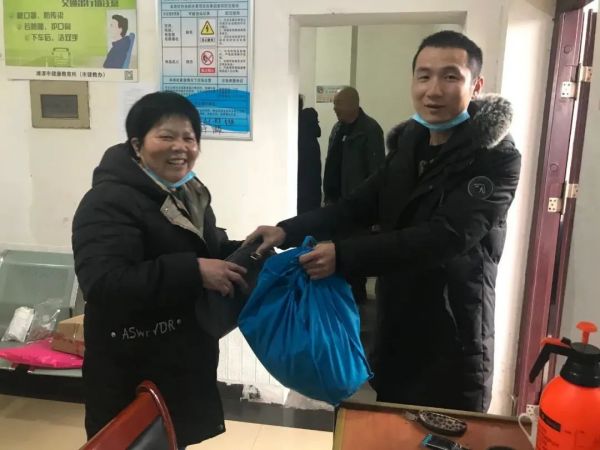 湘潭交發(fā)集團湘運湘潭縣公交公司：弘揚雷鋒精神 共塑企業(yè)文化