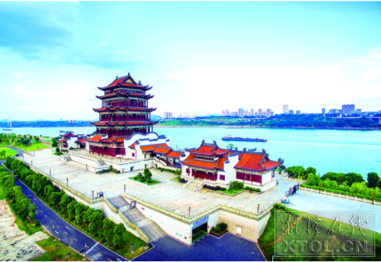 “萬樓興，湘潭興”，萬樓成為湘潭新地標建筑。